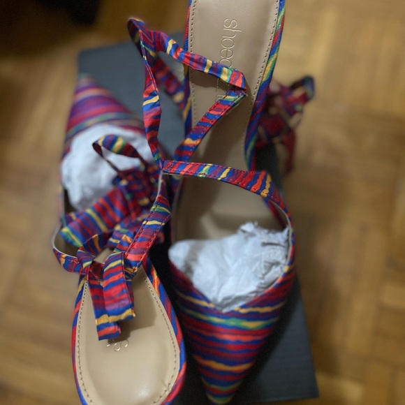 Megaera Lace Up Pump - Picture 2 of 5